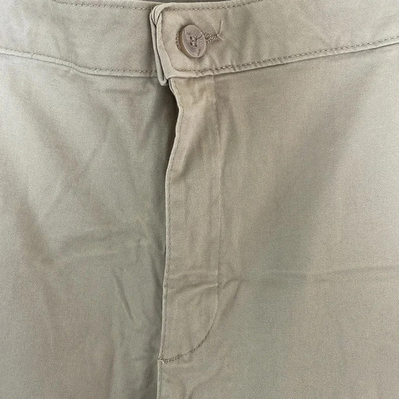 Lee Relaxed‎ Fit Straight Leg Mid Rise Tan Pants - Picture 5 of 5